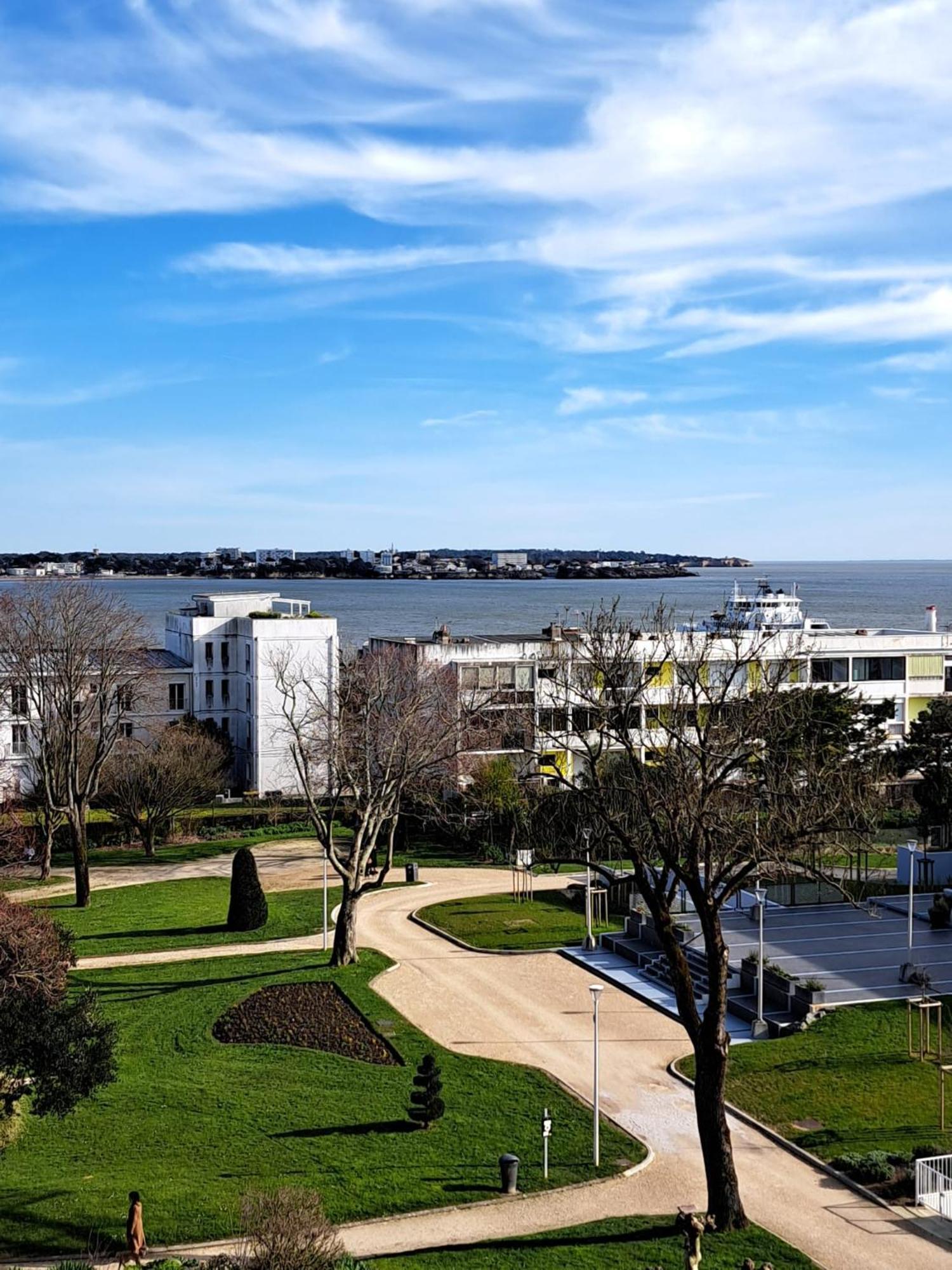 L'Escale - Vue Mer, Plage, Centre Ville, Ideal Pour Couple Royan Luaran gambar